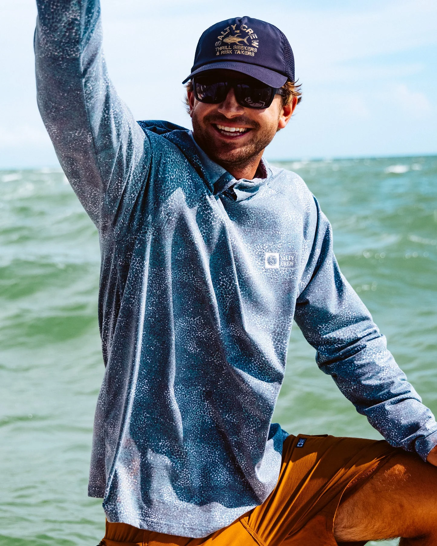 Mariner Hood Tech Tee - Dark Navy - Image 3